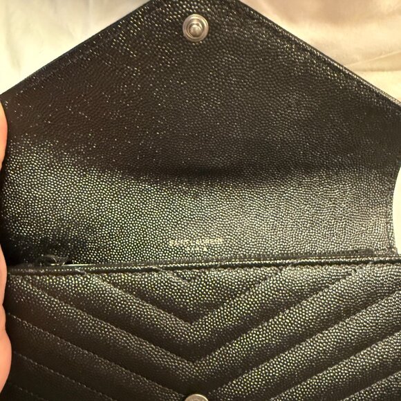 CASSANDRE MATELASSÉ large flap wallet in grain de poudre leather - Picture 4 of 5